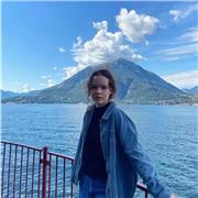 I am a political science and international relations student, i am looking for a students to teach languages.